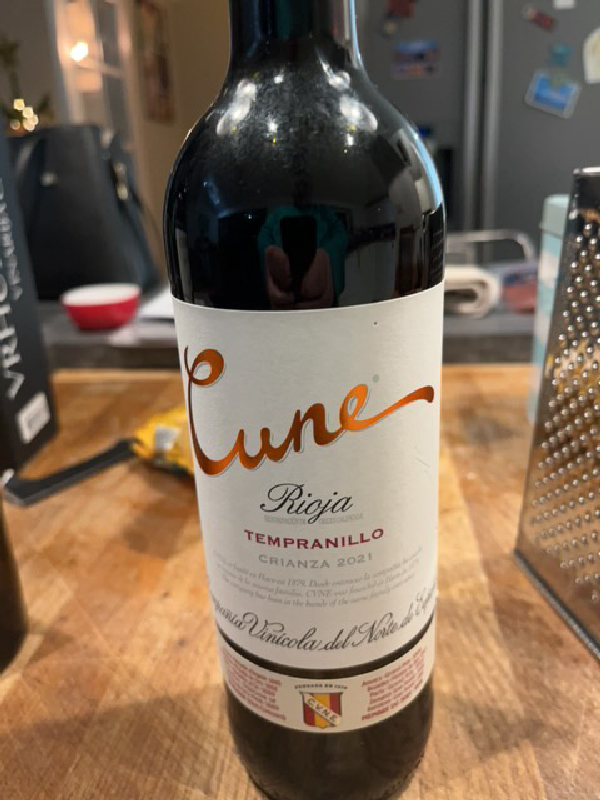 Cune Rioja Tempranillo Crianza - Image 1