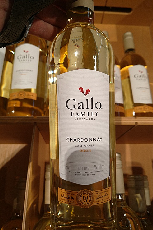 Chardonnay - Image 1