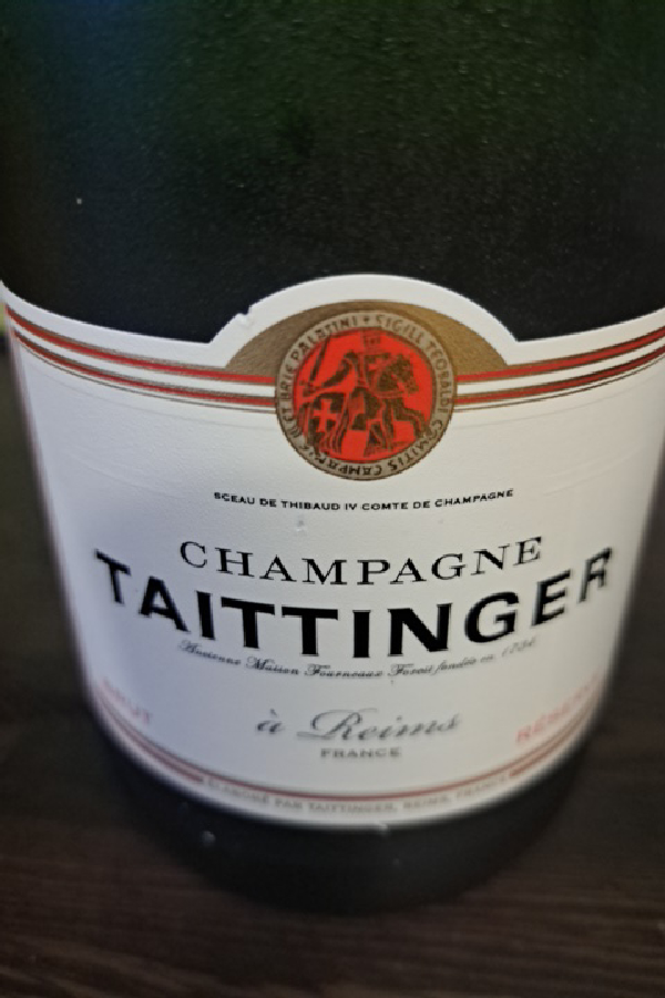 Champagne Taittinger Brut Réserve - Image 1