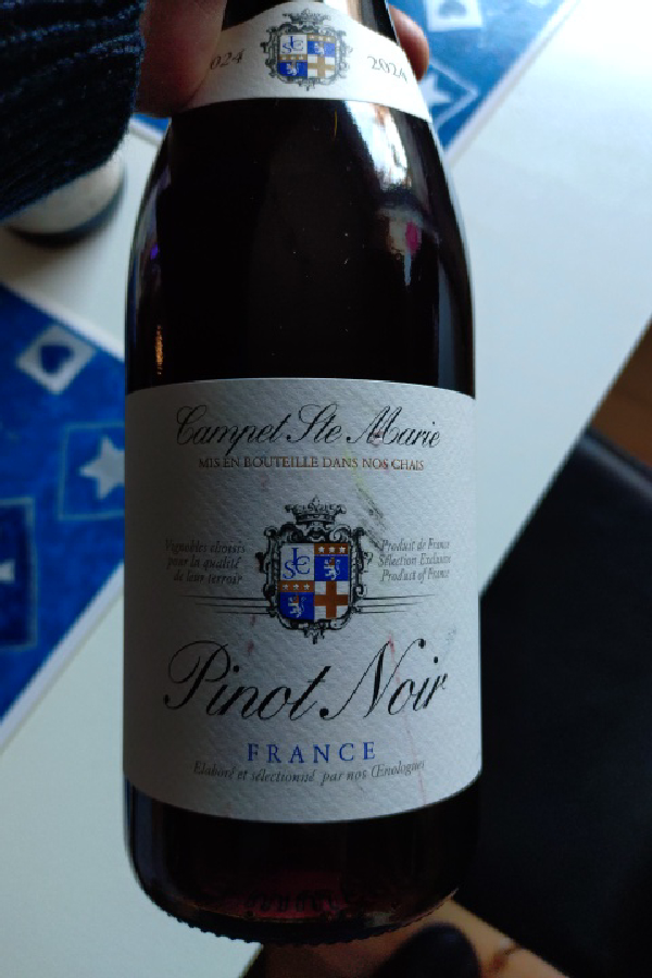 Pinot Noir - Image 1