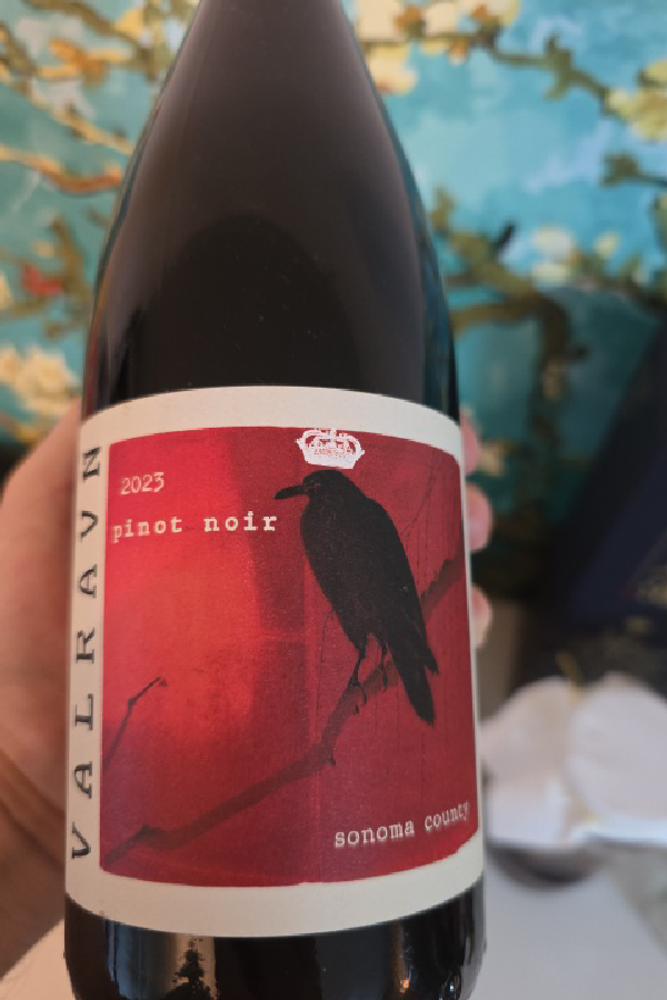Pinot Noir - Image 1
