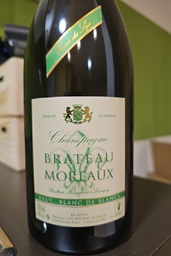 Champagne Brateau Moreaux Brut Blanc de Blancs - Image 1