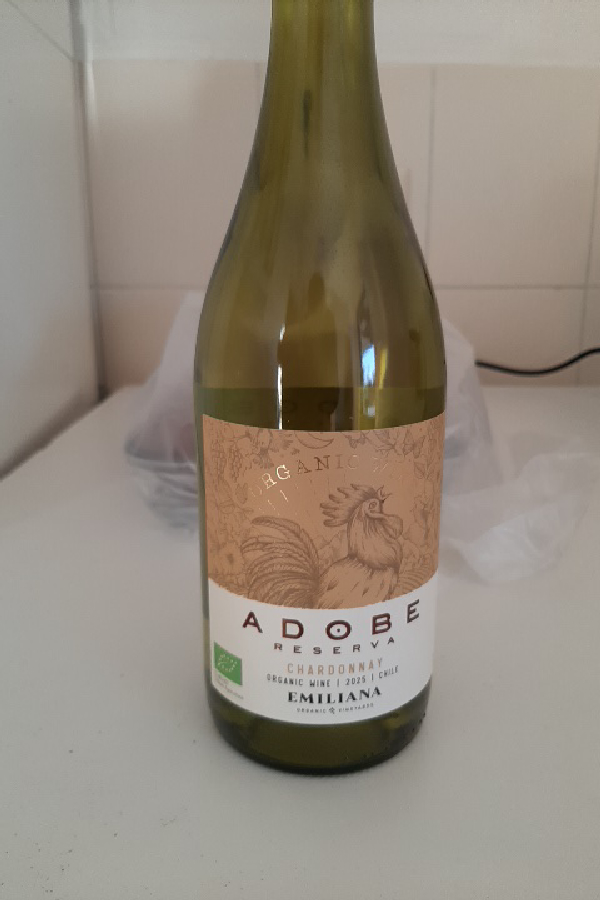Adobe Reserva Chardonnay Organic Wine - Image 1