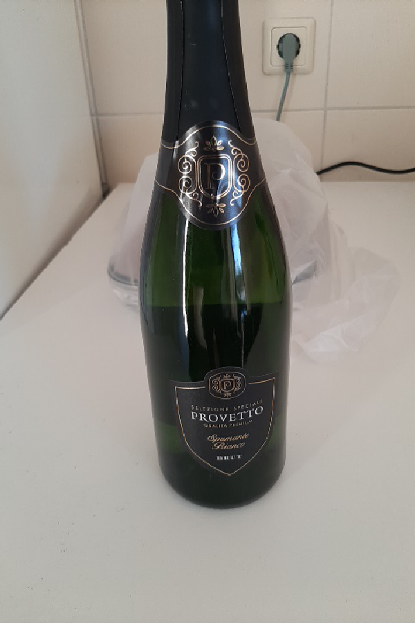Provetto Spumante Bianco Brut - Image 1