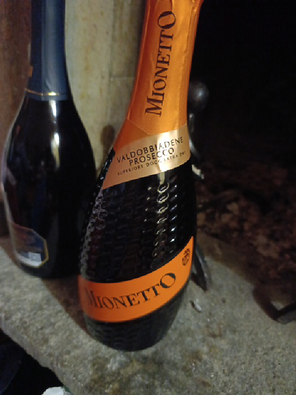 Valdobbiadene Prosecco Superiore DOCG Extra Dry - Image 1