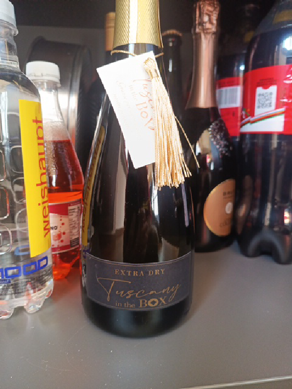 Extra Dry Tuscany in the BOX - Image 1