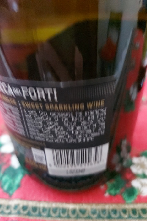 Rocca dei Forti Sweet Sparkling Wine - Image 1