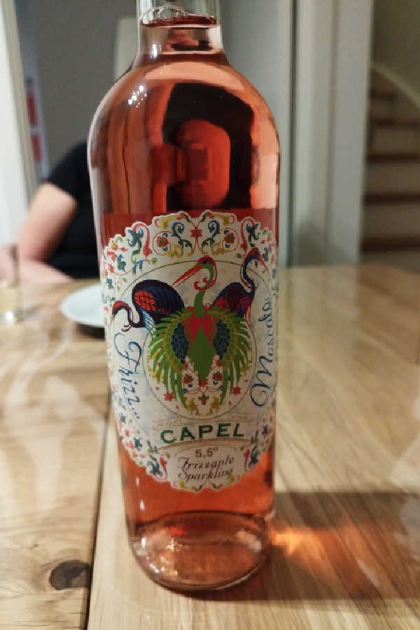 Capel Moscato Frizzante Sparkling - Image 1