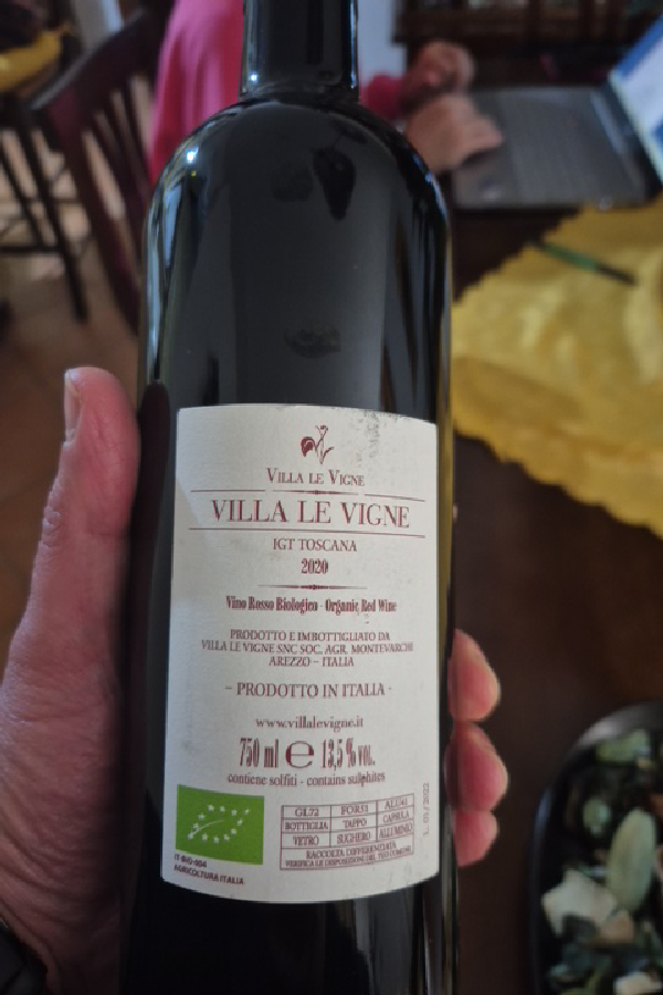 Villa Le Vigne IGT Toscana - Image 1