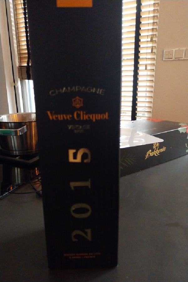 Veuve Clicquot Vintage 2015 - Image 1