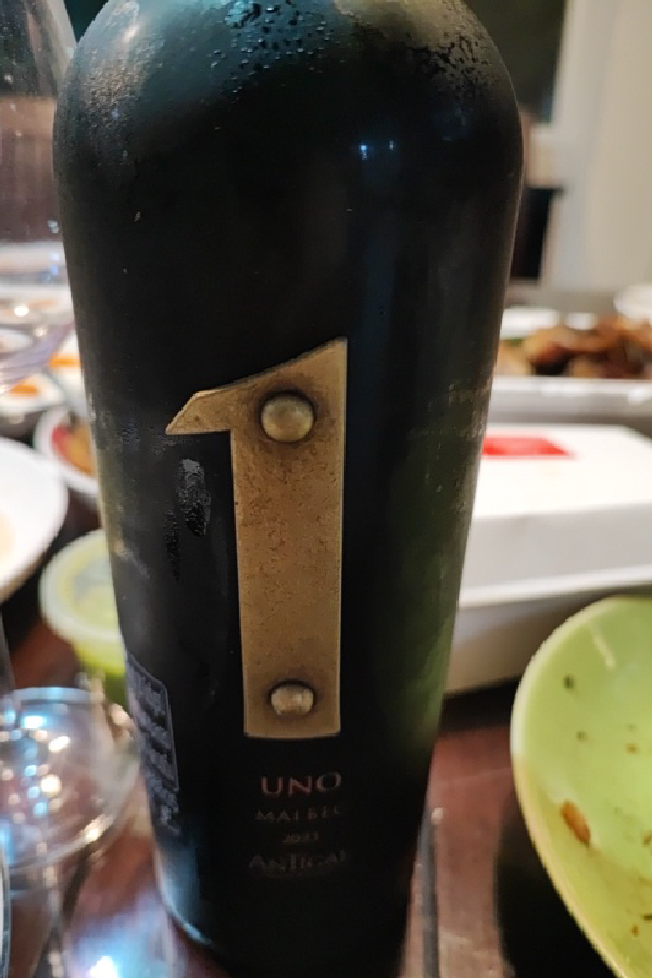 Uno Malbec - Image 1