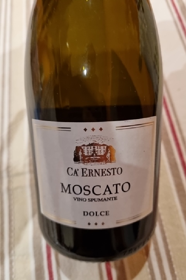 Moscato Vino Spumante Dolce - Image 1