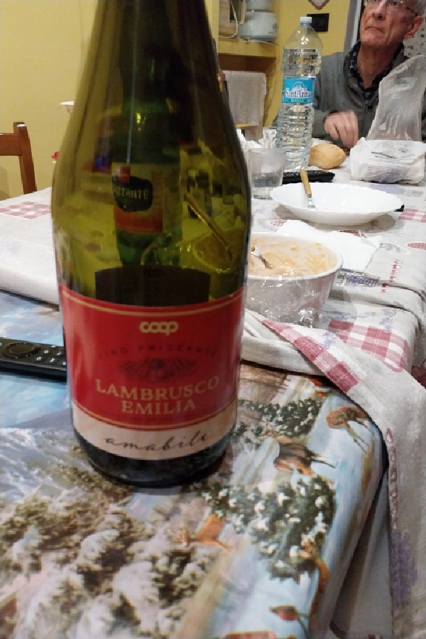 Lambrusco Emilia Amabile - Image 1