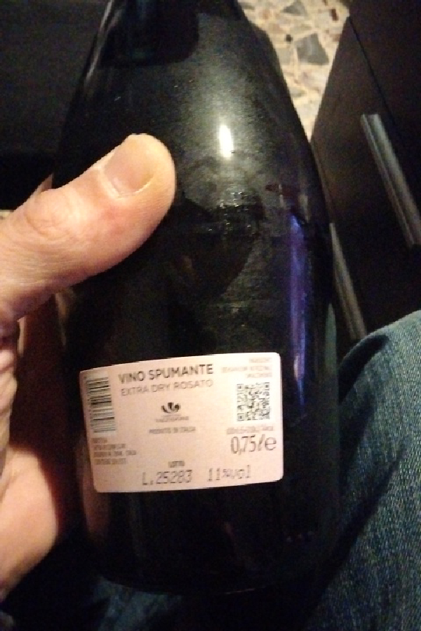 Extra Dry Rosato - Image 1