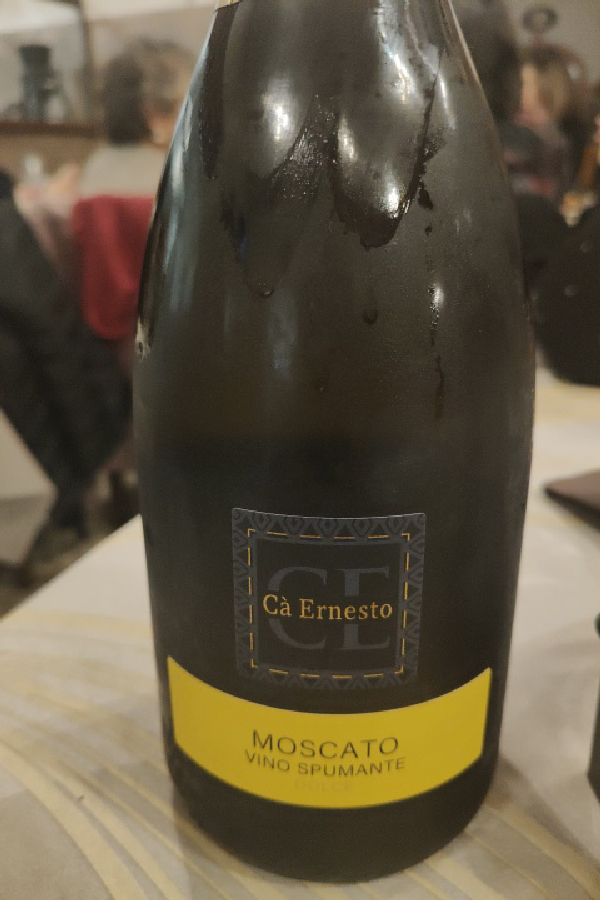Moscato Vino Spumante Dolce - Image 1
