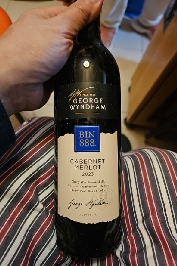 Bin 888 Cabernet Merlot - Image 1