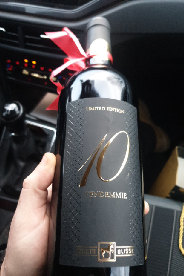 Tenuta Ulisse 10 Vendemmie Limited Edition - Image 1