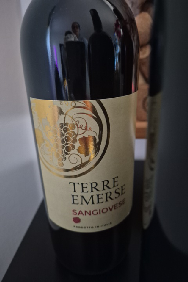 Terre Emerse Sangiovese - Image 1