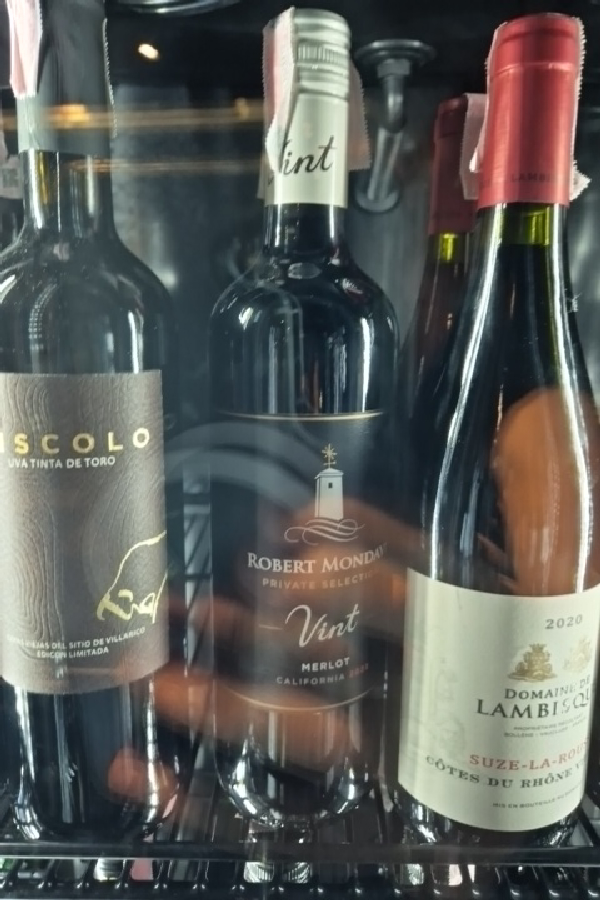 Private Select Vint Merlot - Image 1