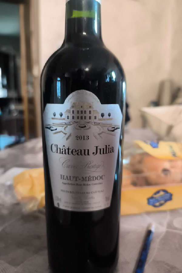 Château Julia Cuvée Prestige Haut-Médoc - Image 1