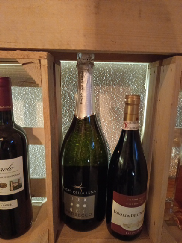 Bacio Della Luna Prosecco - Image 1