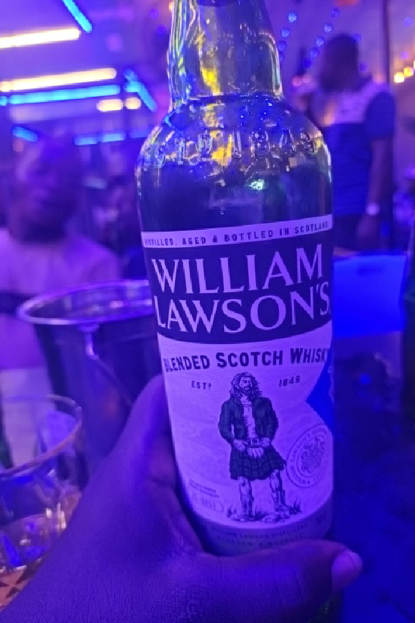 William Lawson's Blended Scotch Whisky - Image 1