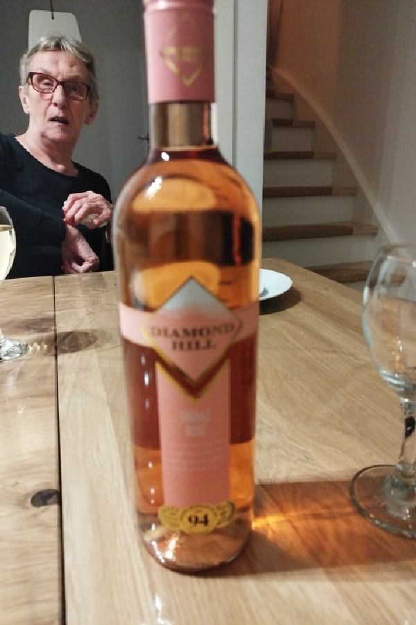 Diamond Hill Sweet Rosé - Image 1