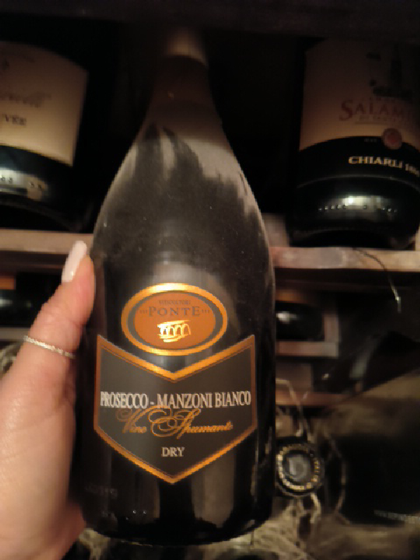 Prosecco Manzoni Bianco Vino Spumante - Image 1