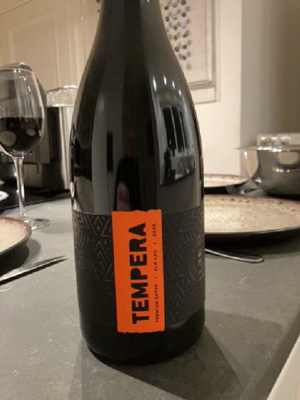 Tempera Premium Cuvee - Image 1