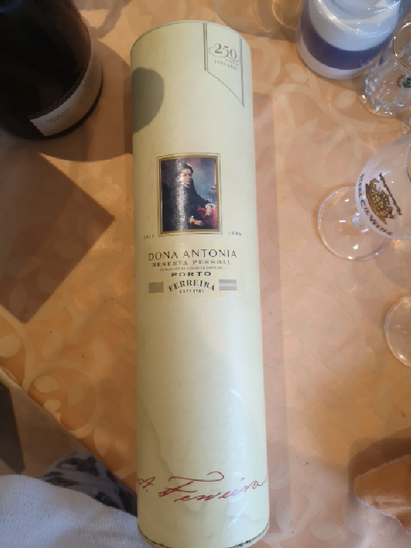 Dona Antónia Reserva Pessoal - Image 1