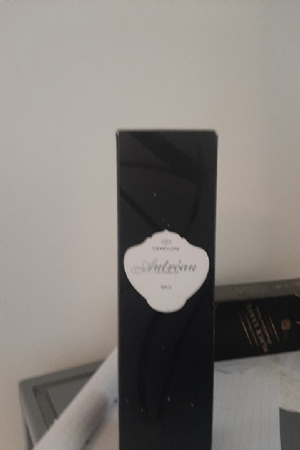 Sutrean Brut - Image 1