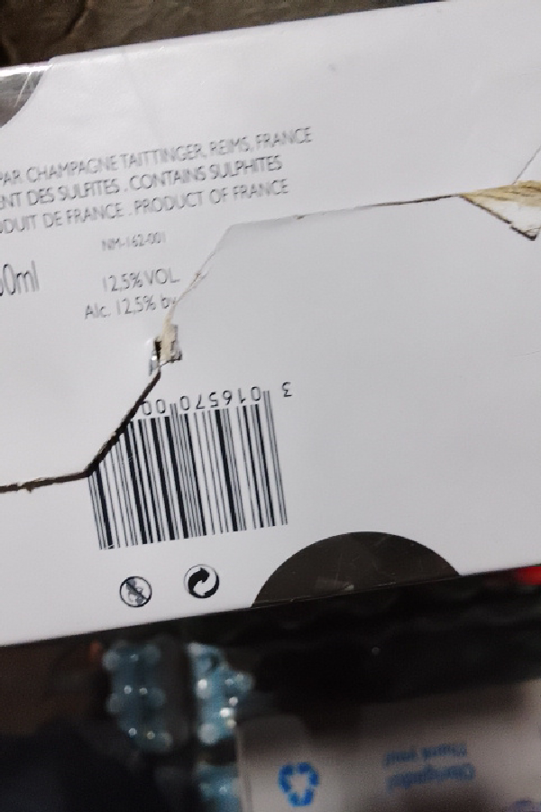 Champagne Taittinger - Image 1