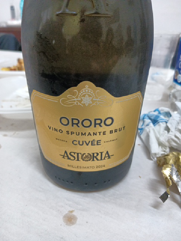 Ororo Vino Spumante Brut Cuvée - Image 1
