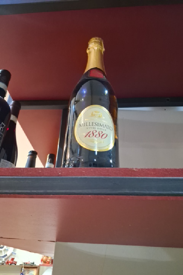 Cuvée Dolce Millesimato 1880 - Image 1