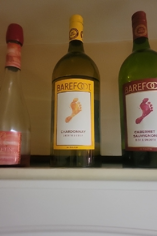 Barefoot Chardonnay - Image 1