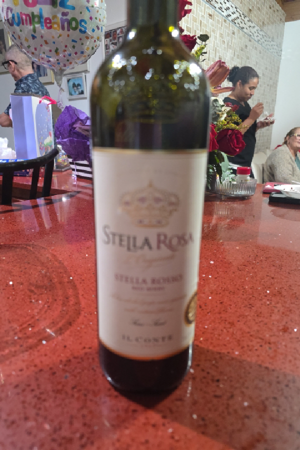 Stella Rosa Il Conte - Image 1