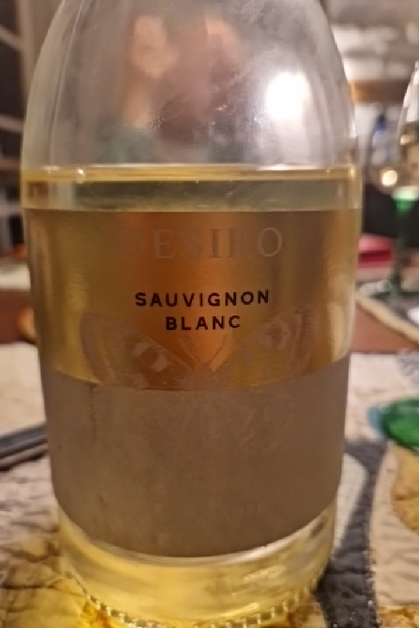 Desiro Sauvignon Blanc - Image 1