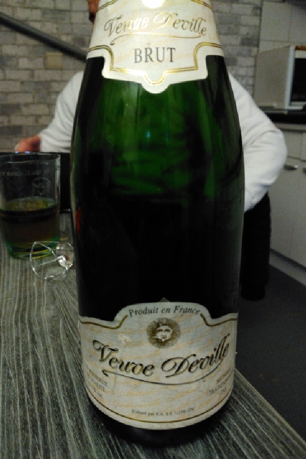Veuve Deville Brut - Image 1