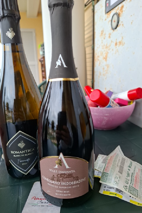 Conegliano Valdobbiadene Prosecco Superiore DOCG Extra Brut Millesimato - Image 1