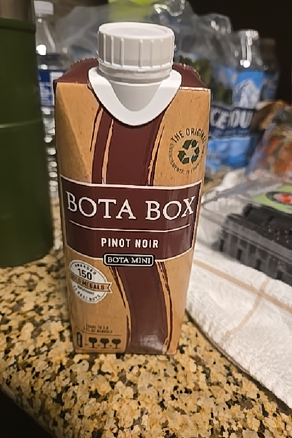 Bota Box Pinot Noir - Image 1