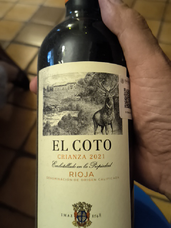 El Coto Crianza 2021 - Image 1