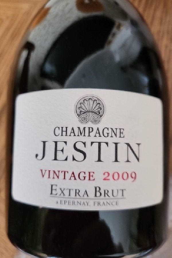 Champagne Jestin Vintage 2009 Extra Brut - Image 1