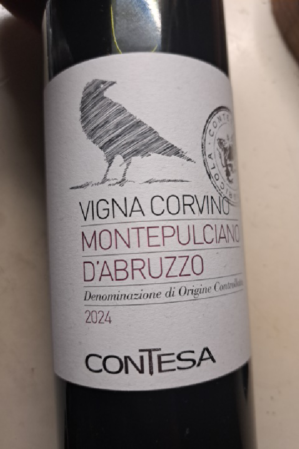 Vigna Corvino Montepulciano d'Abruzzo - Image 1
