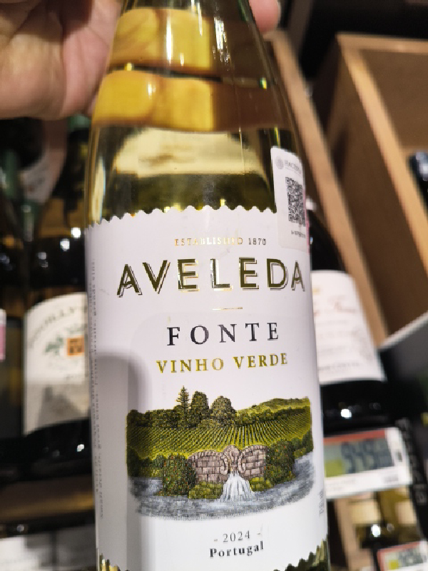 Aveleda Fonte Vinho Verde - Image 1