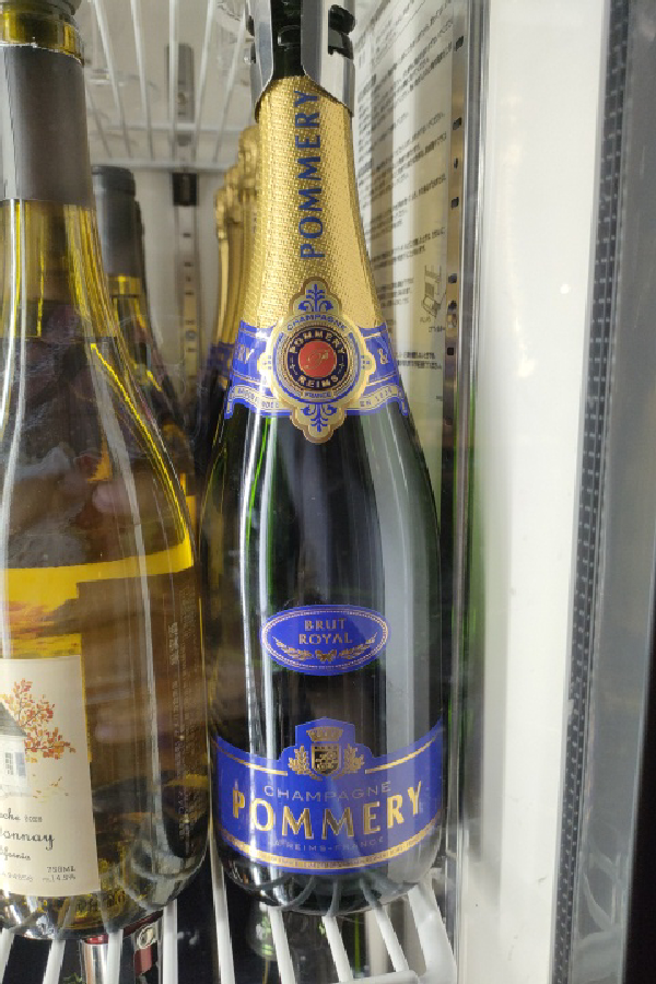 Pommery Brut Royal - Image 1