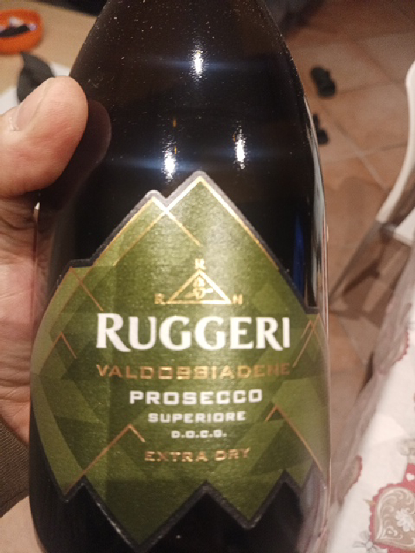 Valdobbiadene Prosecco Superiore DOCG Extra Dry - Image 1