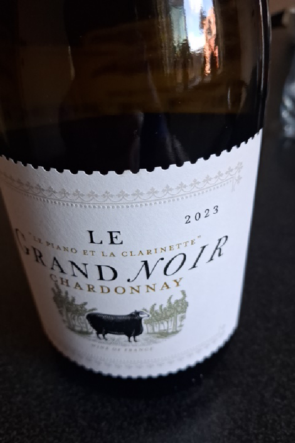 Le Grand Noir Chardonnay - Image 1