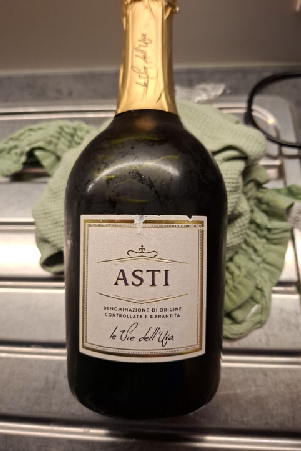 Asti Spumante Dolce - Image 1