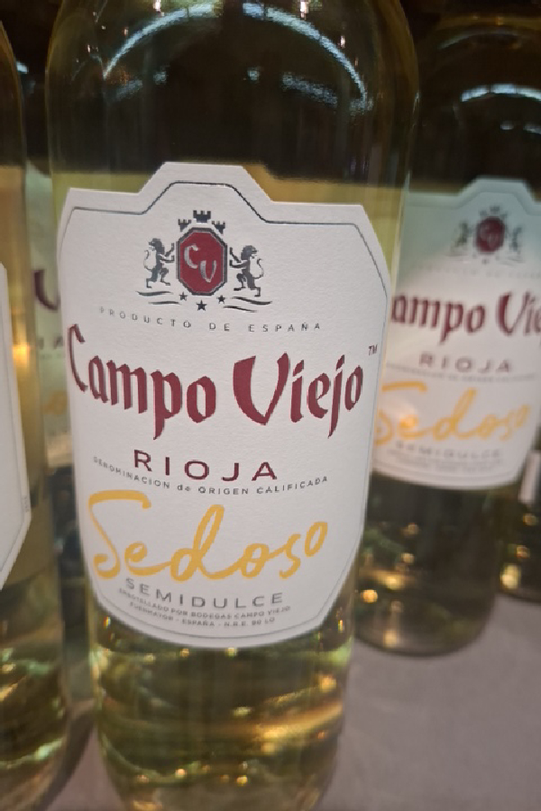 Campo Viejo Sedoso Semidulce - Image 1