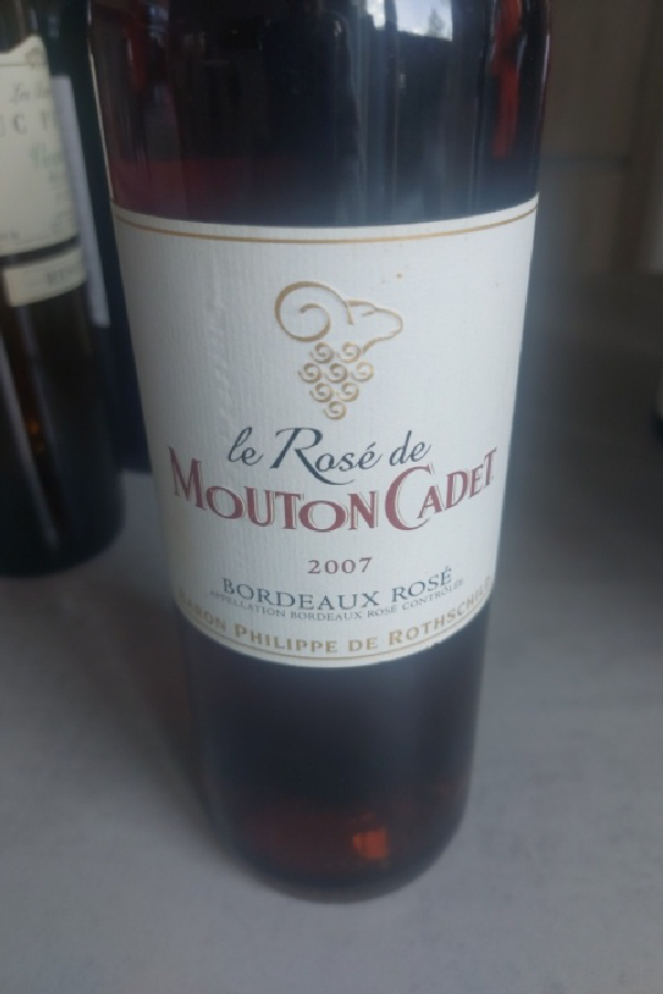 Le Rosé de Mouton Cadet - Image 1